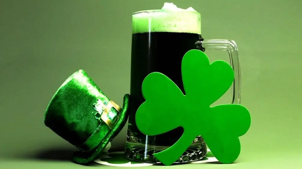 La-fête-irlandaise-de-la-Saint-Patrick.-Pourquoi-du-Vert-Qui-était-Patrick Les 2 cavistes